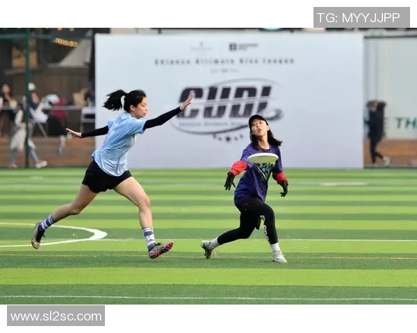 南京飞盘队的盯防策略解析与战术亮点探讨