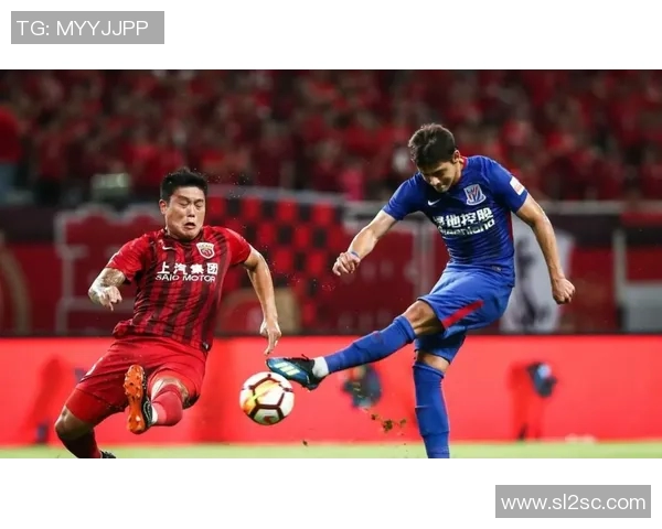 上港与大连精彩对决集锦回顾赛场瞬间尽显足球魅力与激情